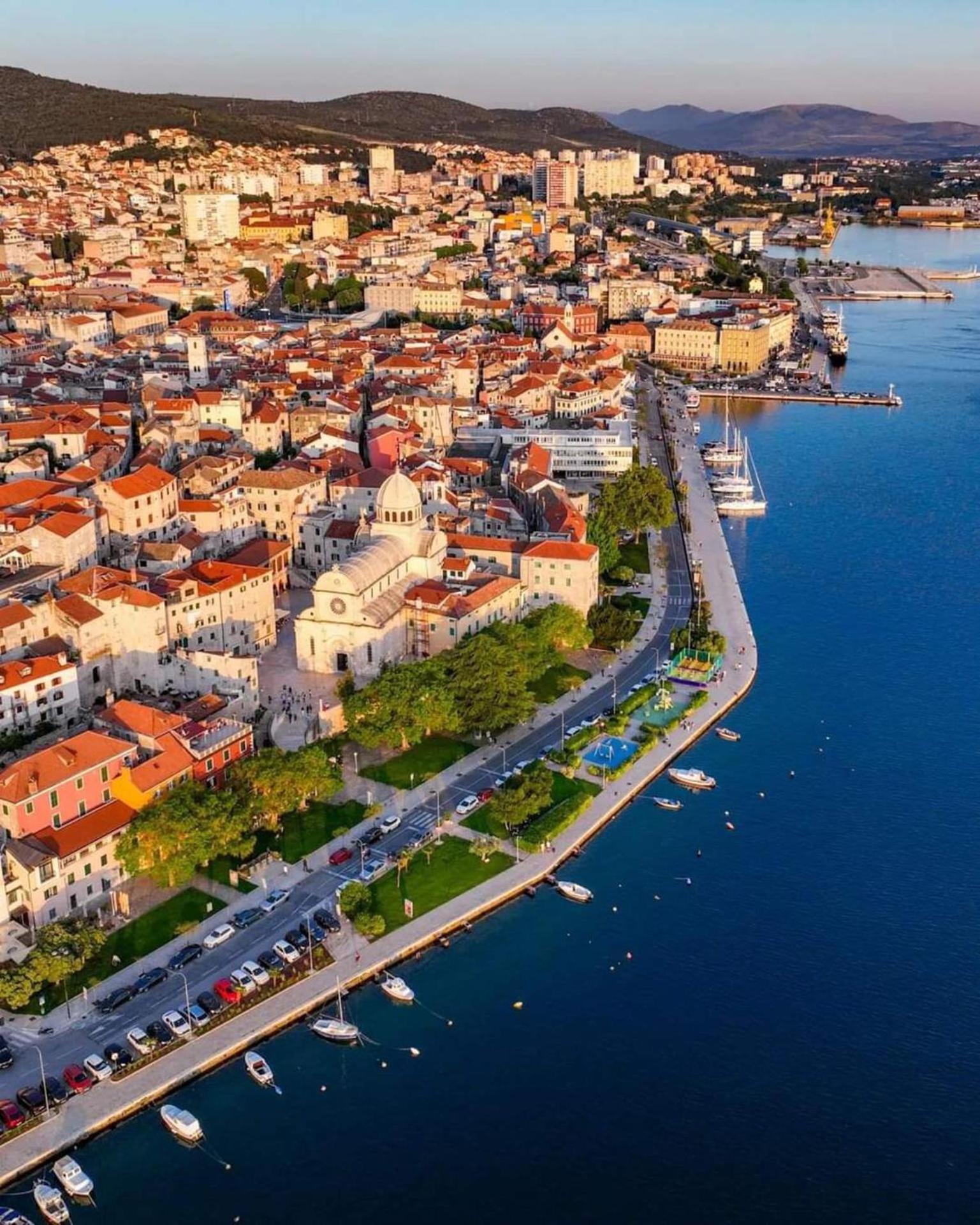 Urban Lights Hideaway - City Center Šibenik Exterior foto